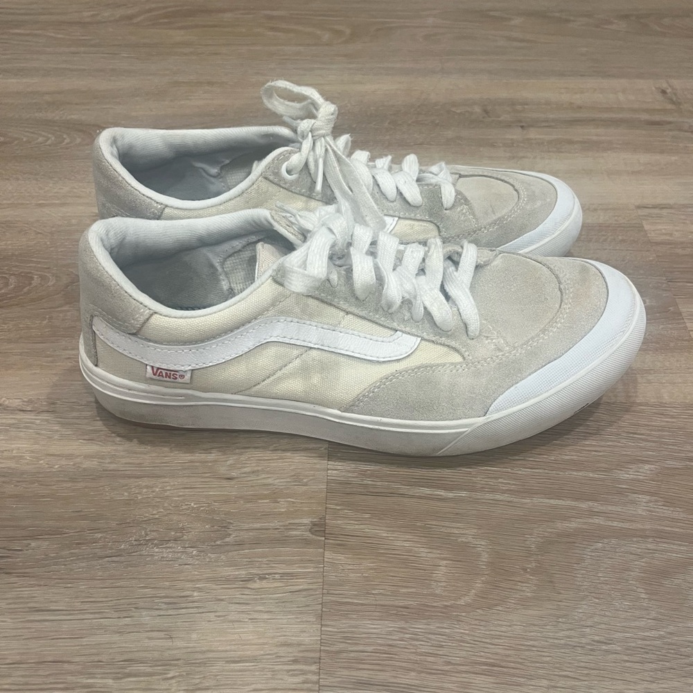 Vans Classic White and Gray Low-Top Sneakers - Picture 2 of 5